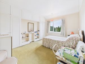 Photo 11- click for photo gallery